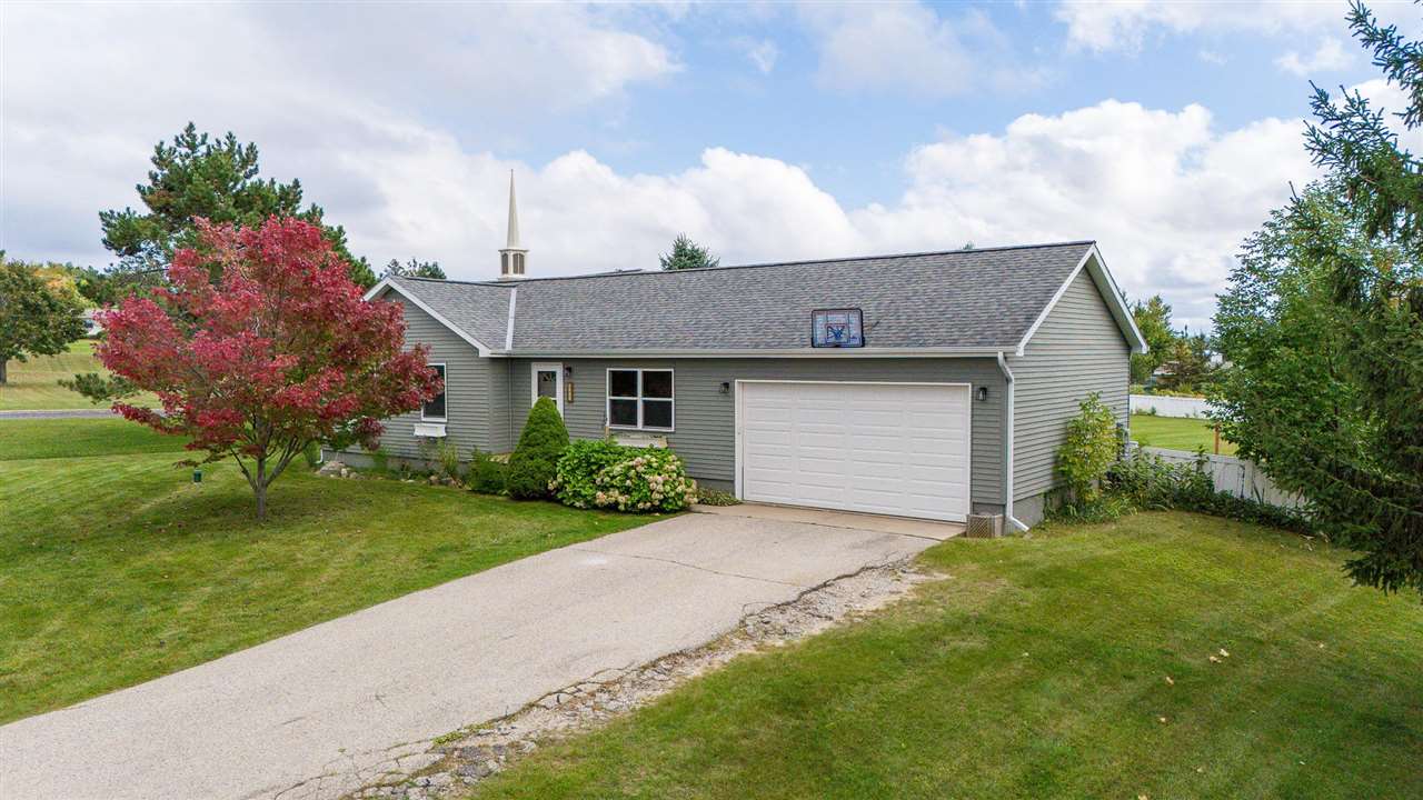 3652 Country Club Road