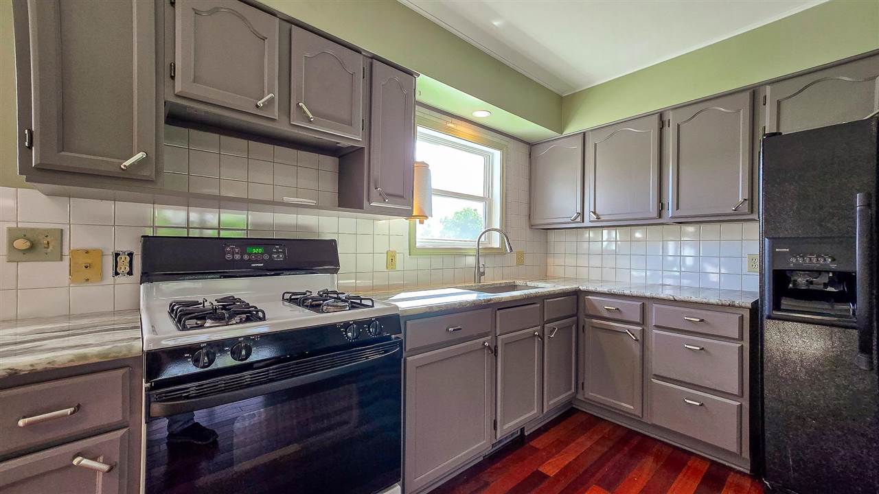 3652 Country Club Road