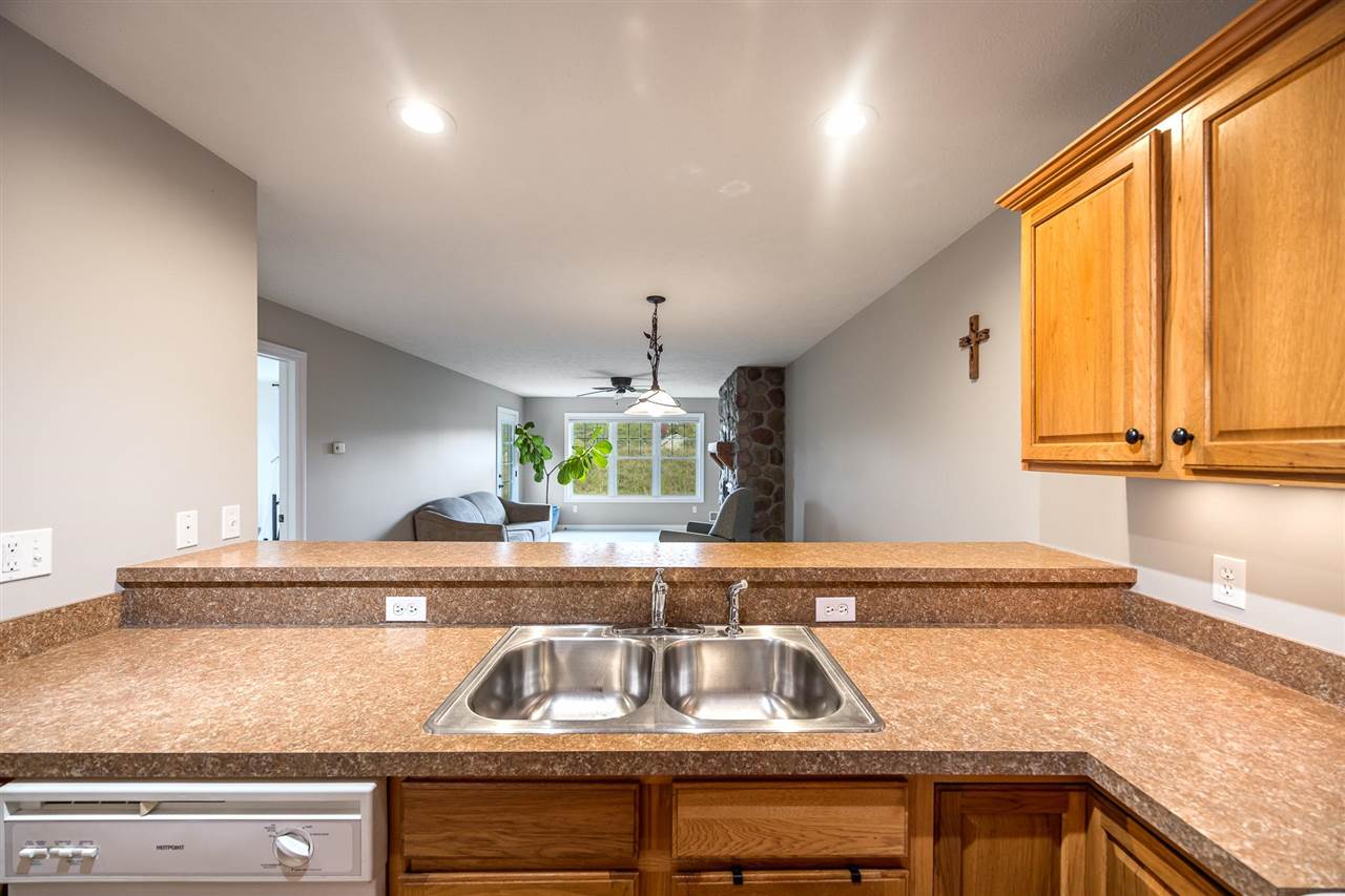 09495 - 15 Summerhouse Drive