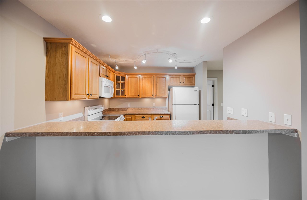 09495 - 15 Summerhouse Drive