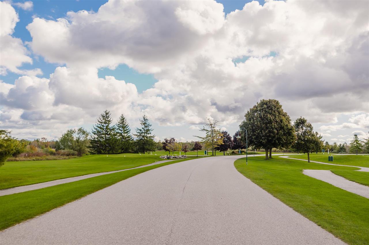 09495 - 15 Summerhouse Drive