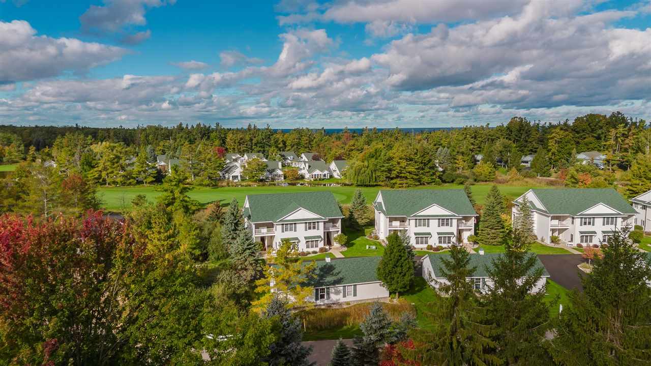 09495 - 15 Summerhouse Drive