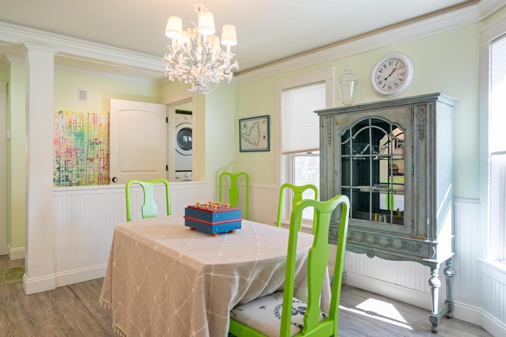 150 W Bluff Drive