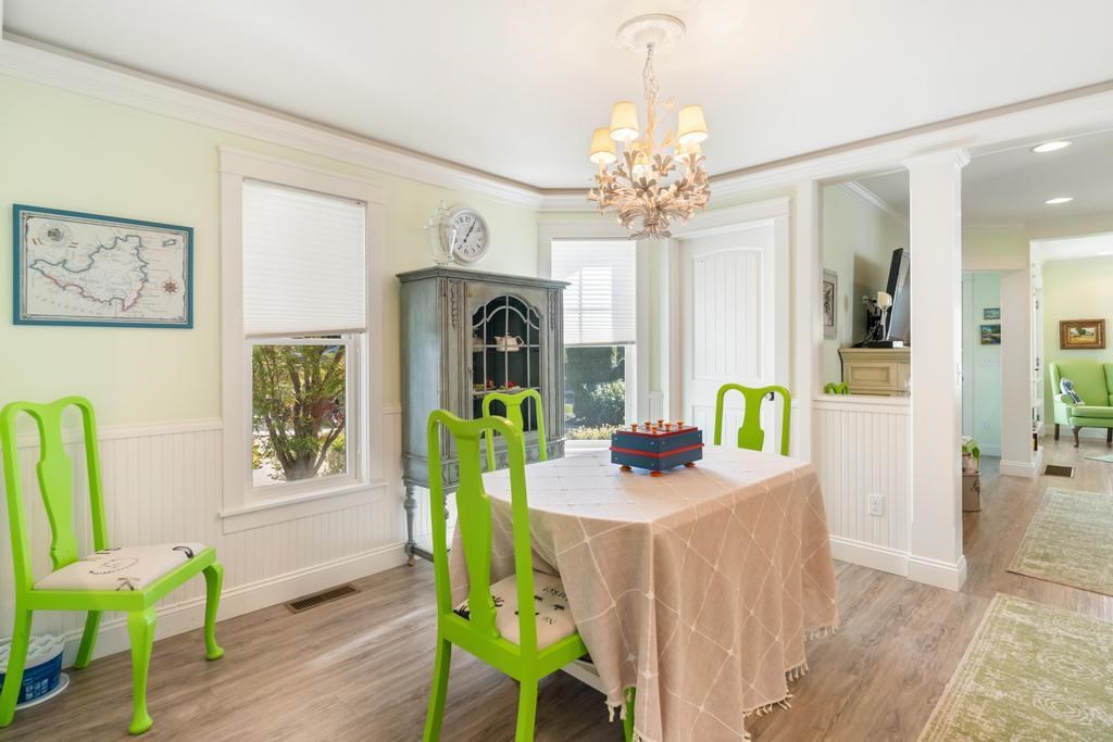 150 W Bluff Drive