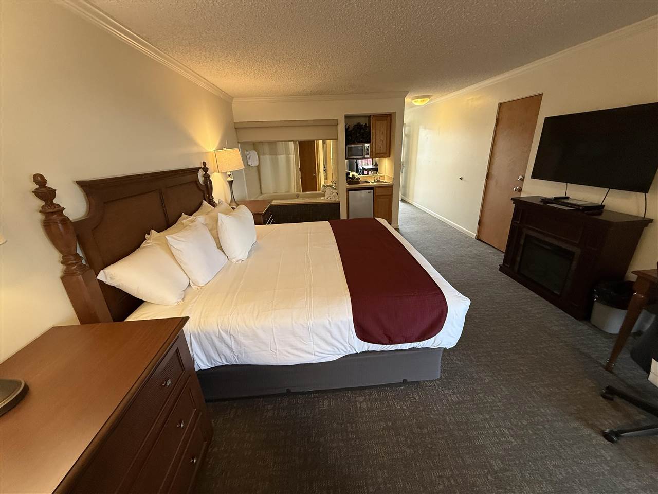 104 W Dixon #41 Avenue Unit: 41