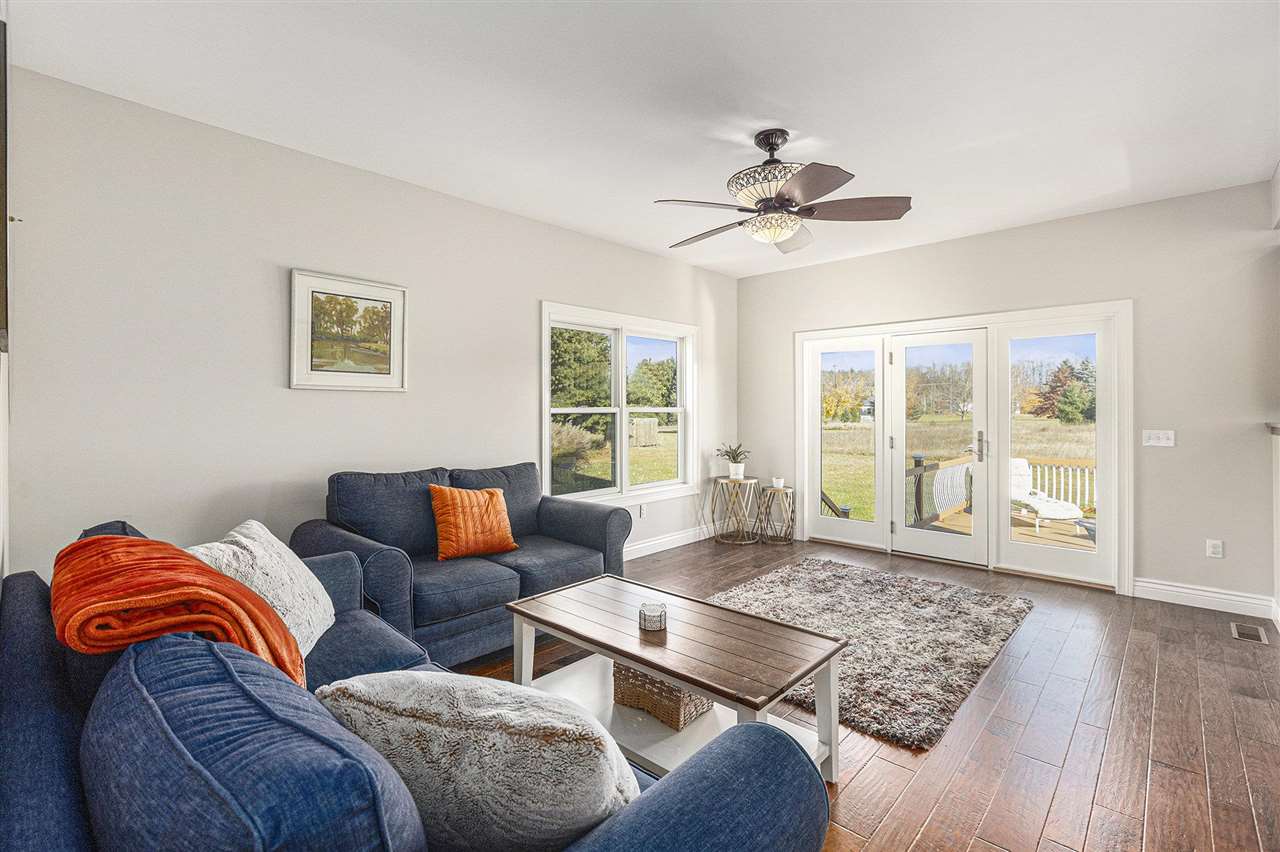 7645 Bay Meadow Drive