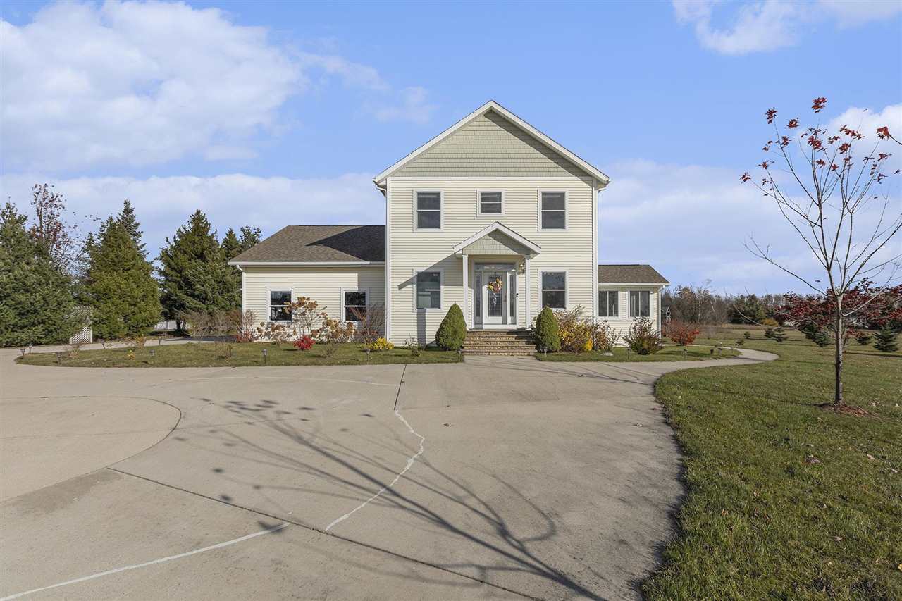 7645 Bay Meadow Drive