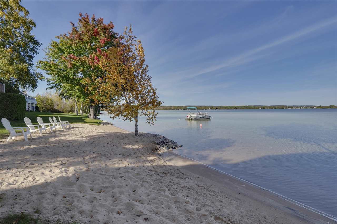 3440 Lakeside Dr. North Unit: 68