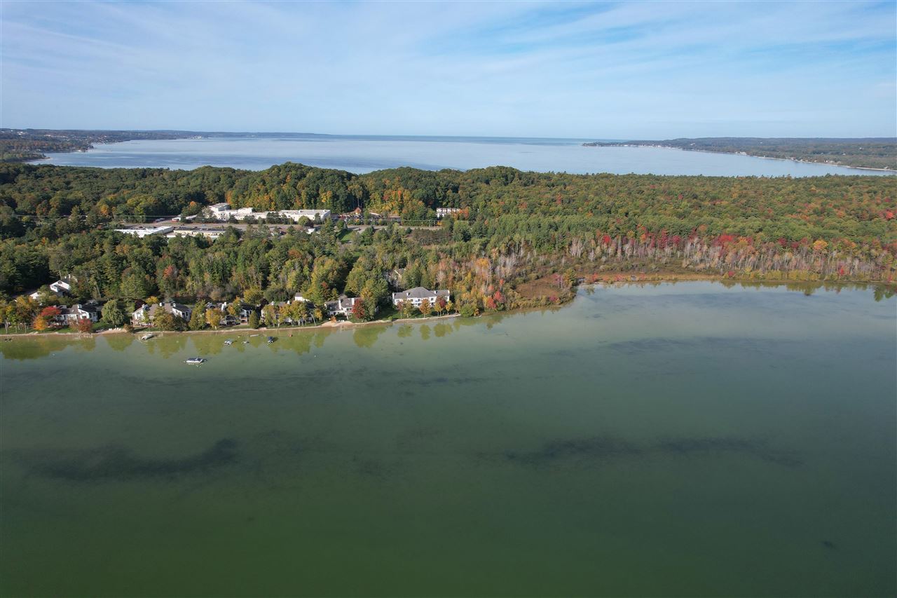 3440 Lakeside Dr. North Unit: 68