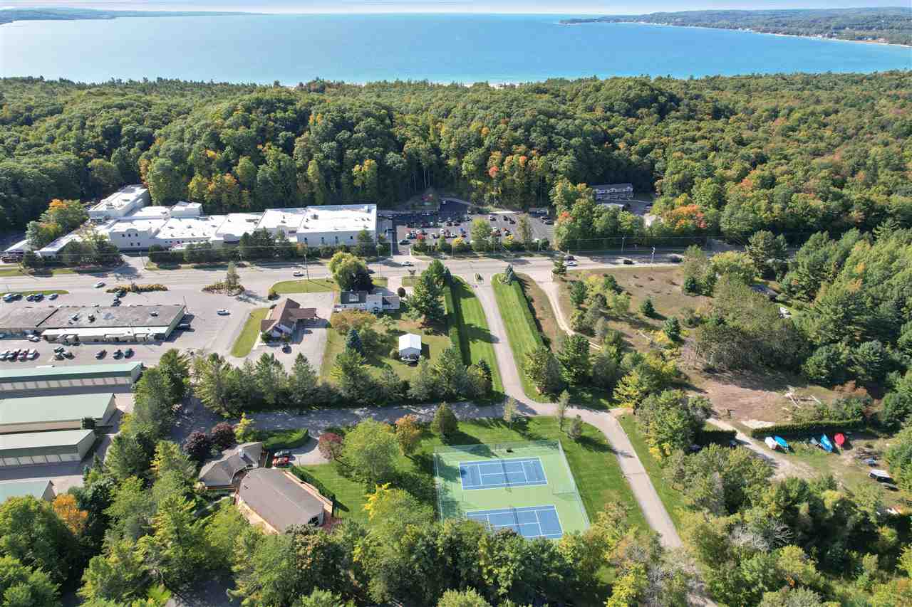 3440 Lakeside Dr. North Unit: 68