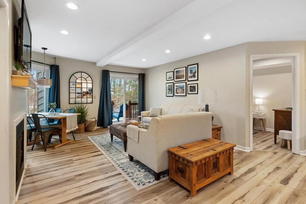 3440 Lakeside Dr. North Unit: 68