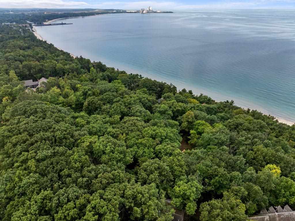 08521 Mount McSauba Road