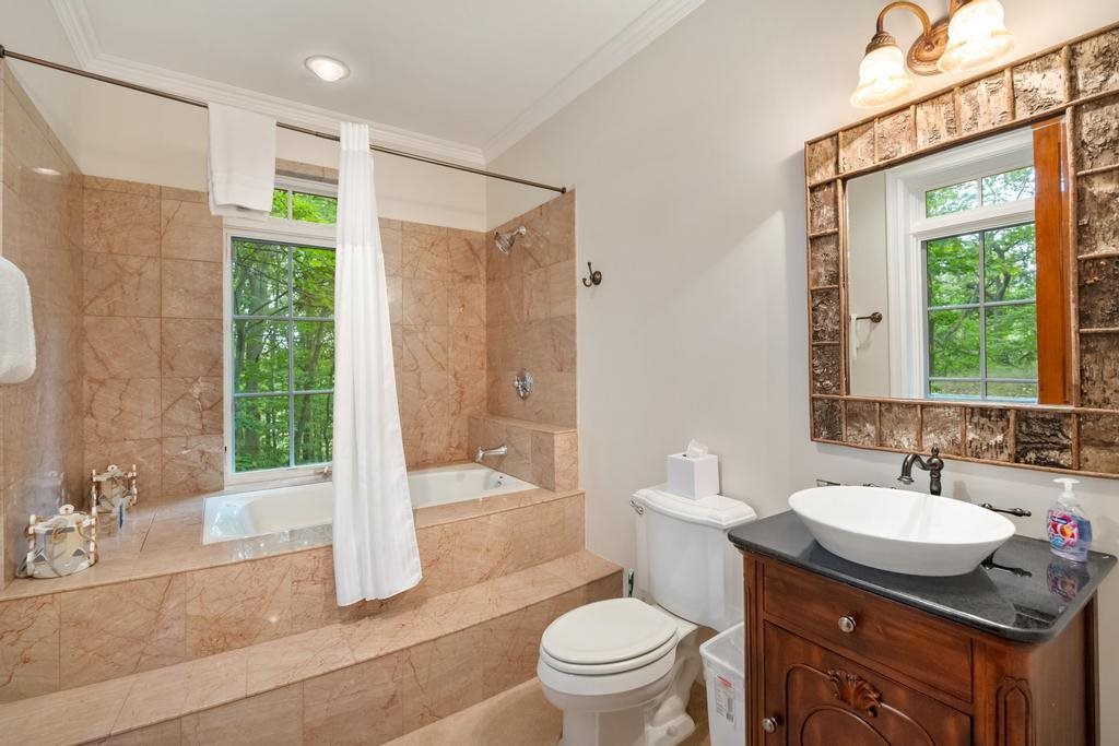 08521 Mount McSauba Road