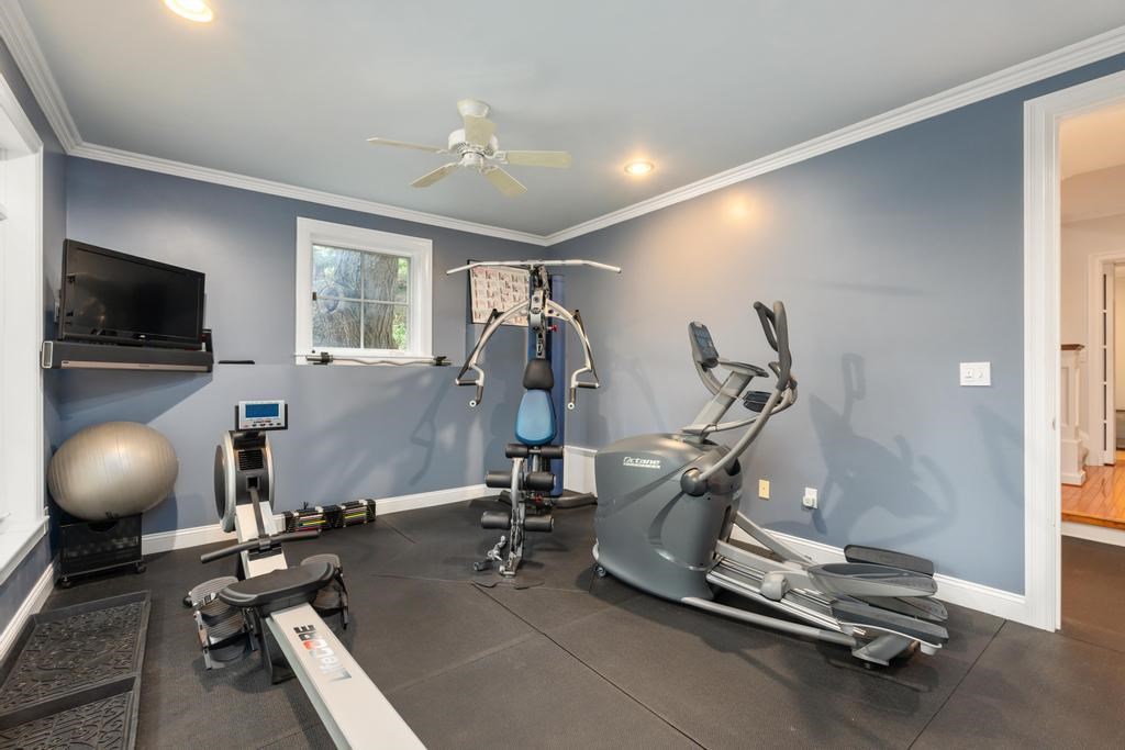 08521 Mount McSauba Road