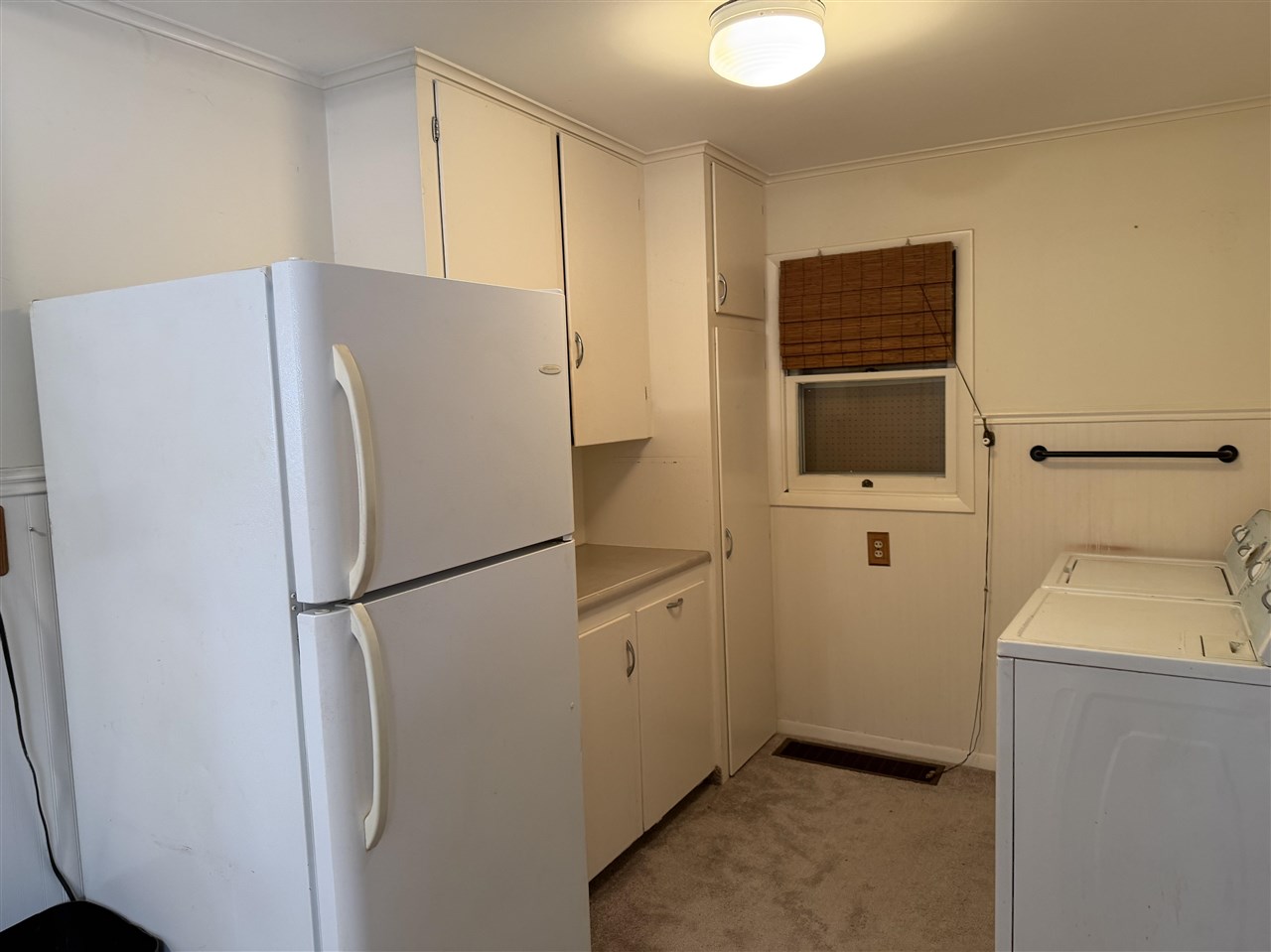 114 E Hurlbut Avenue