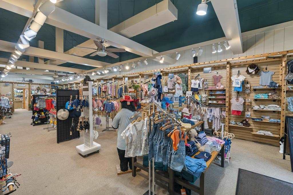 321 E Lake Street #1 East