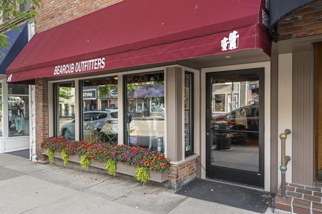 321 E Lake Street #1 East