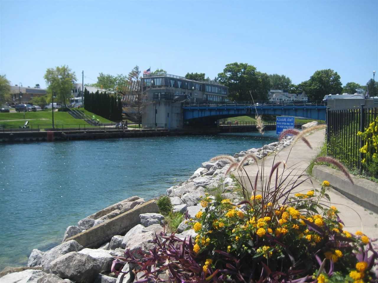 100 Michigan Avenue Unit: 342
