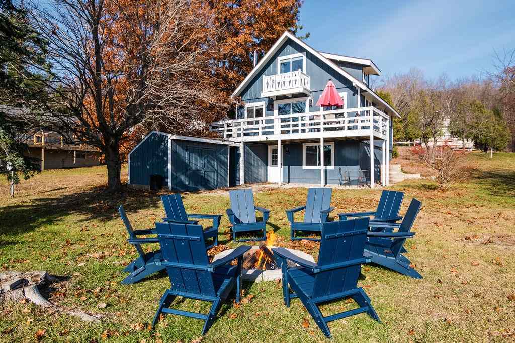 3333 Hill View