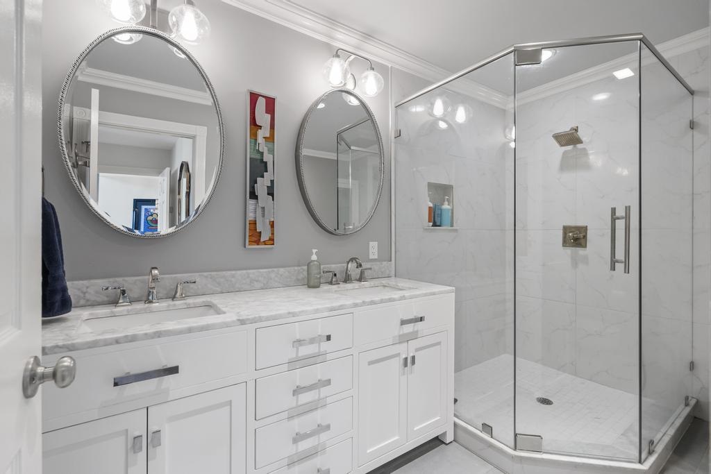 06020-27 Pine Lake Club Drive Unit: 27