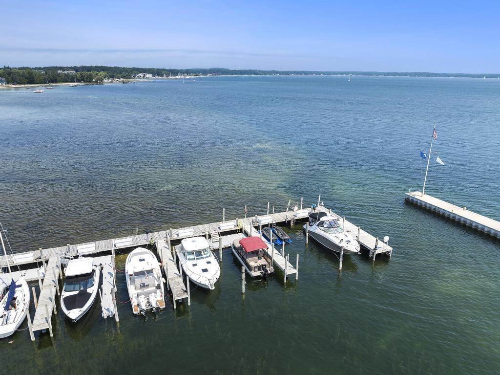6044 Pine Lake Club Drive Unit: 83