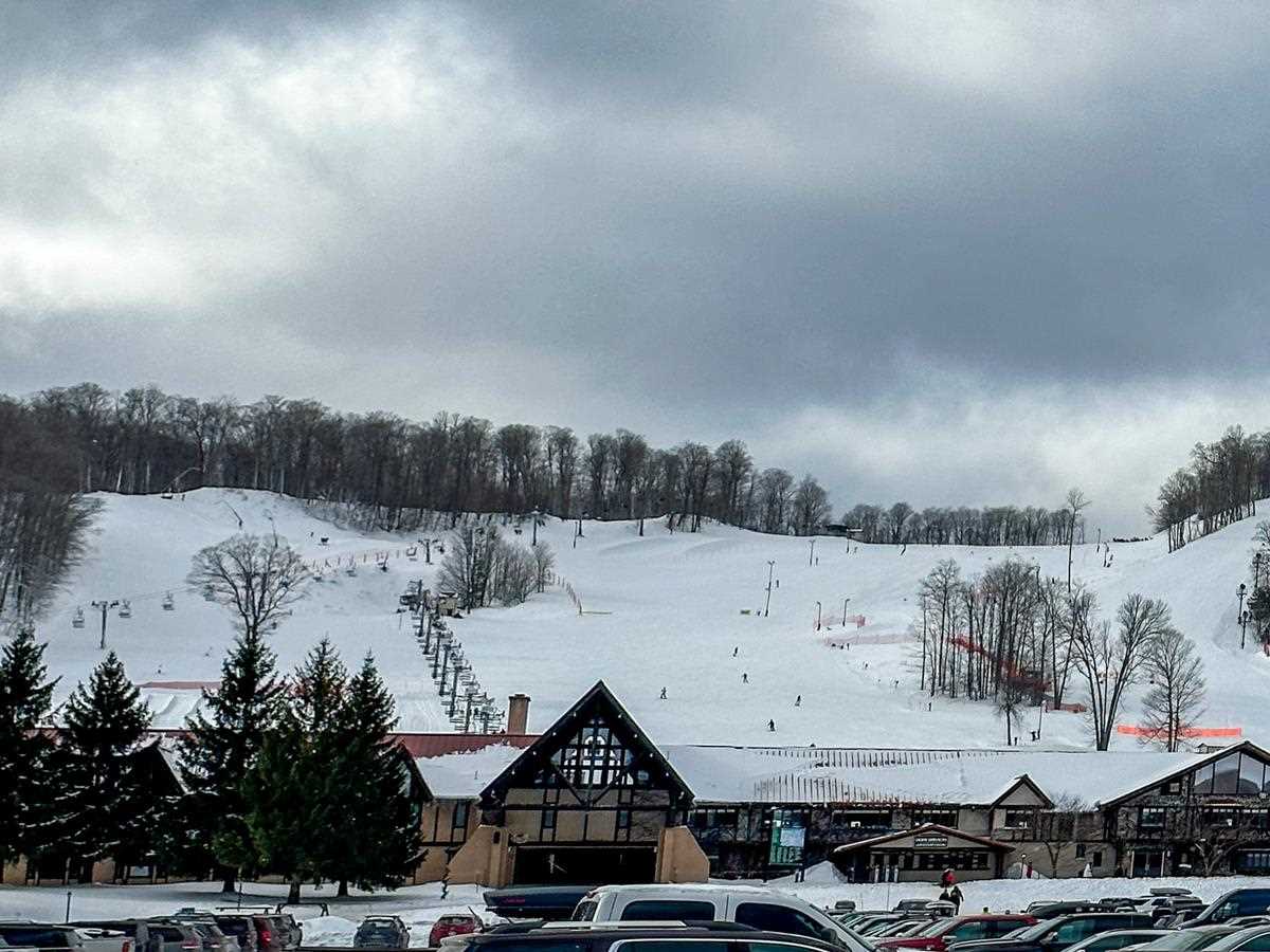 4749 S Pleasantview Road Unit: 4