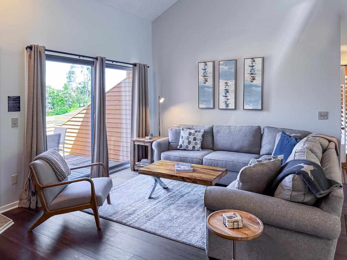 4749 S Pleasantview Road Unit: 4