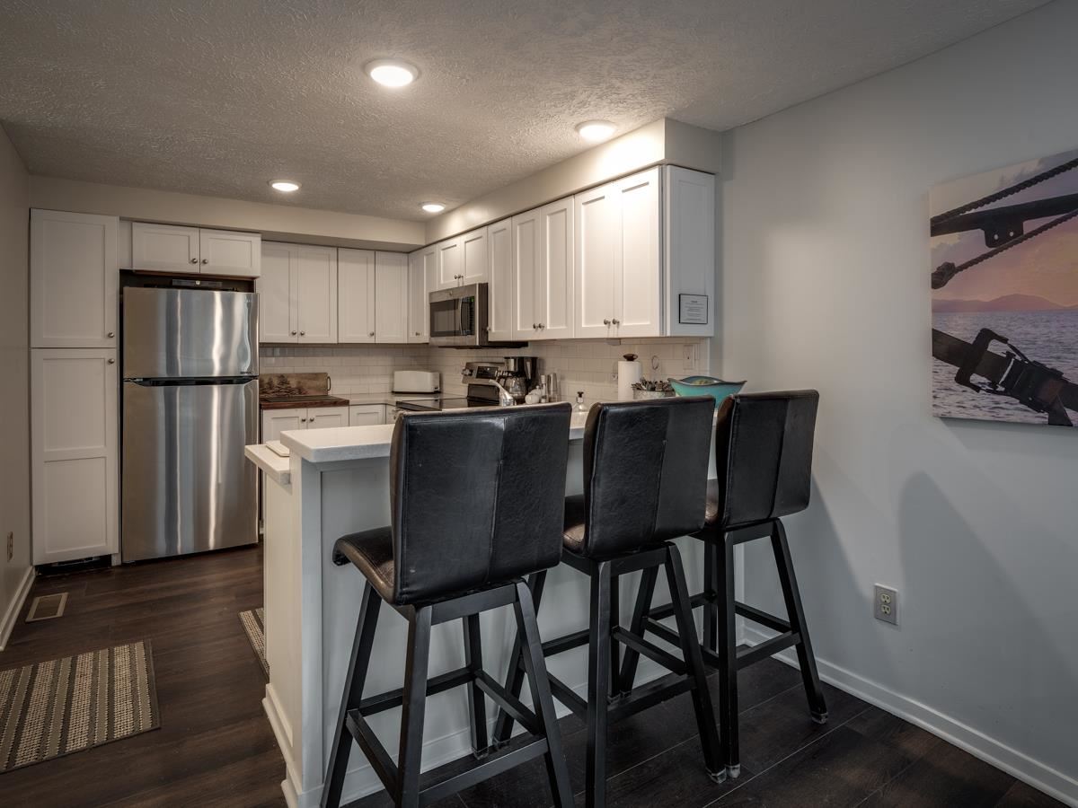 4749 S Pleasantview Road Unit: 4