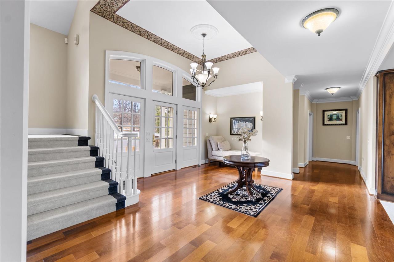 2286 Pinecrest