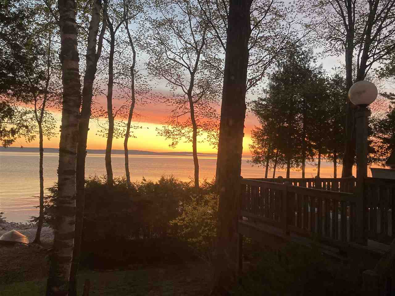 6403 Nine Mile Pt Drive
