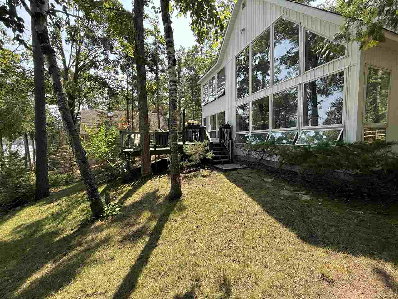 6403 Nine Mile Pt Drive