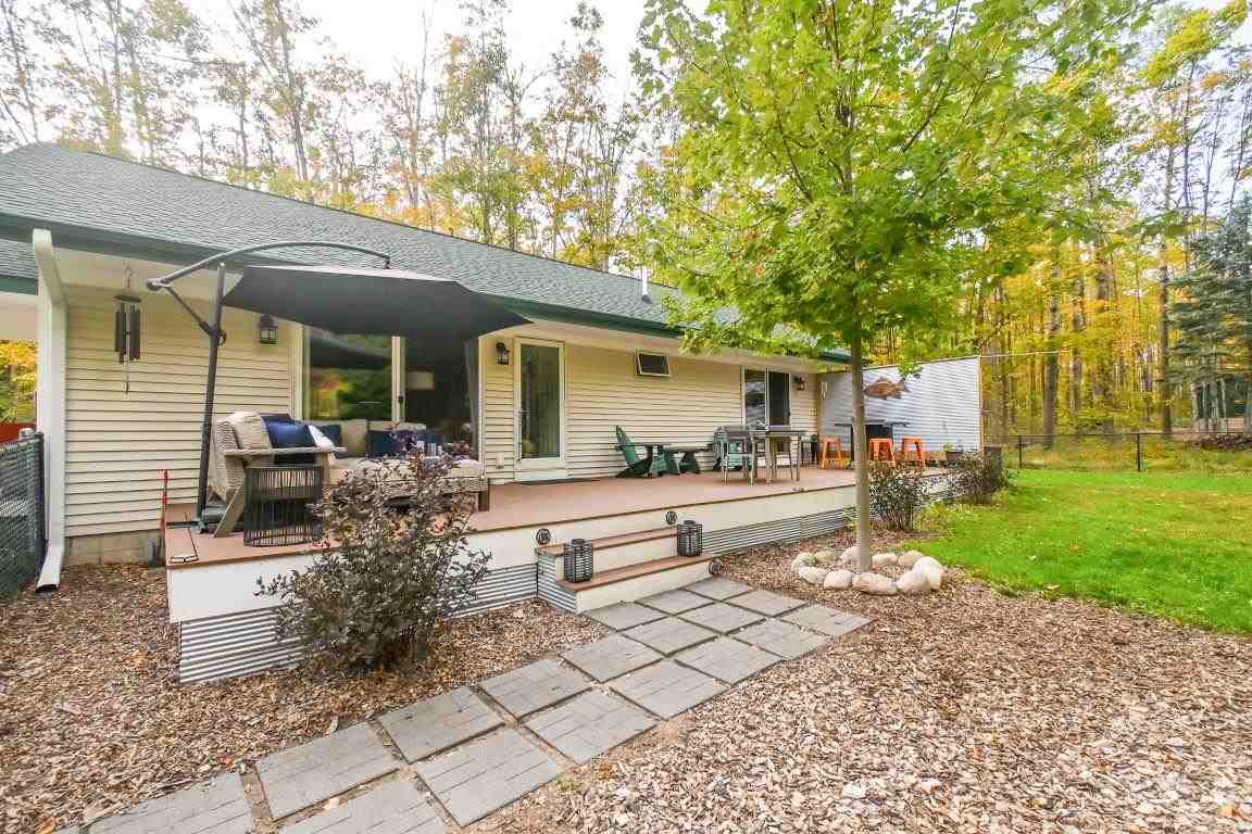 5441 Valley Road