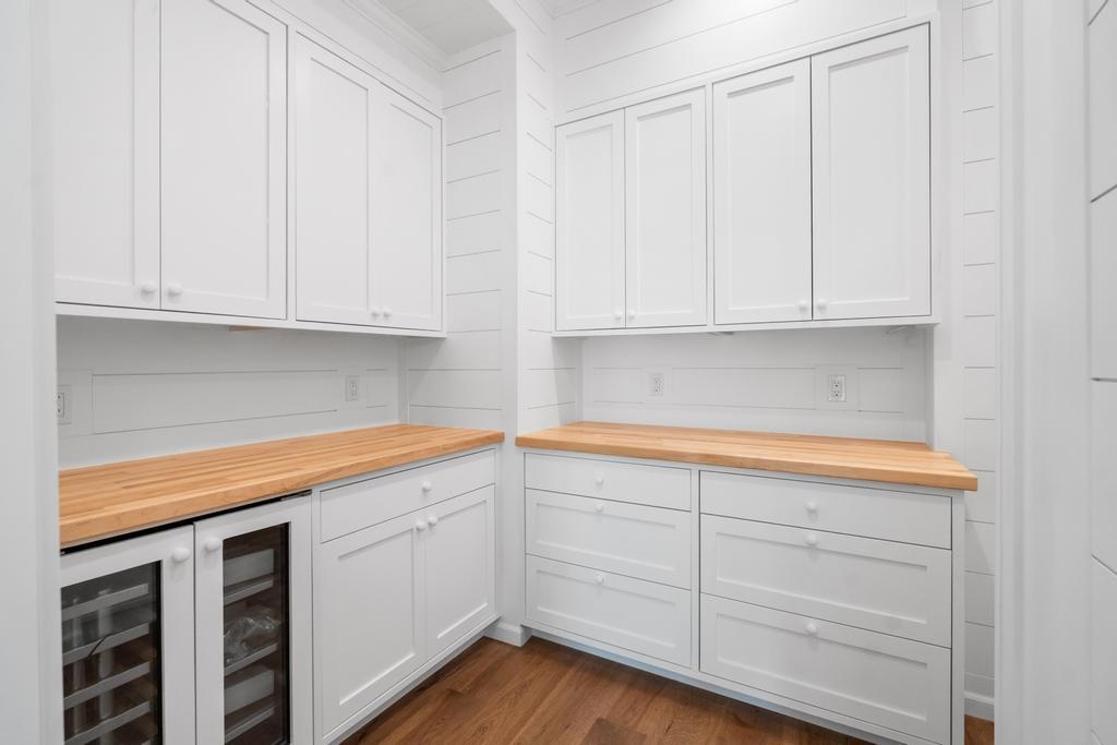 572 West Bluff Unit: C