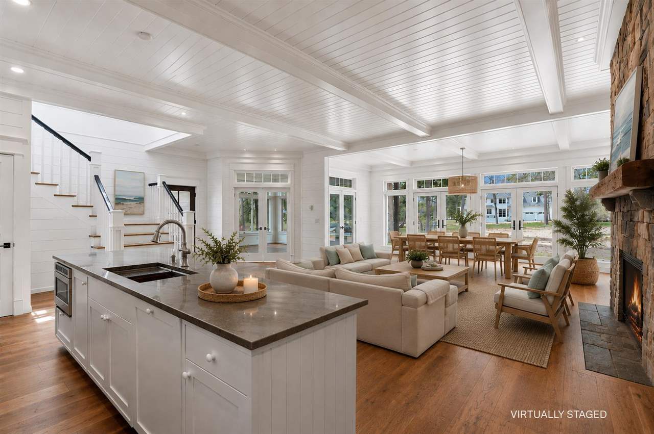 572 West Bluff Unit: C