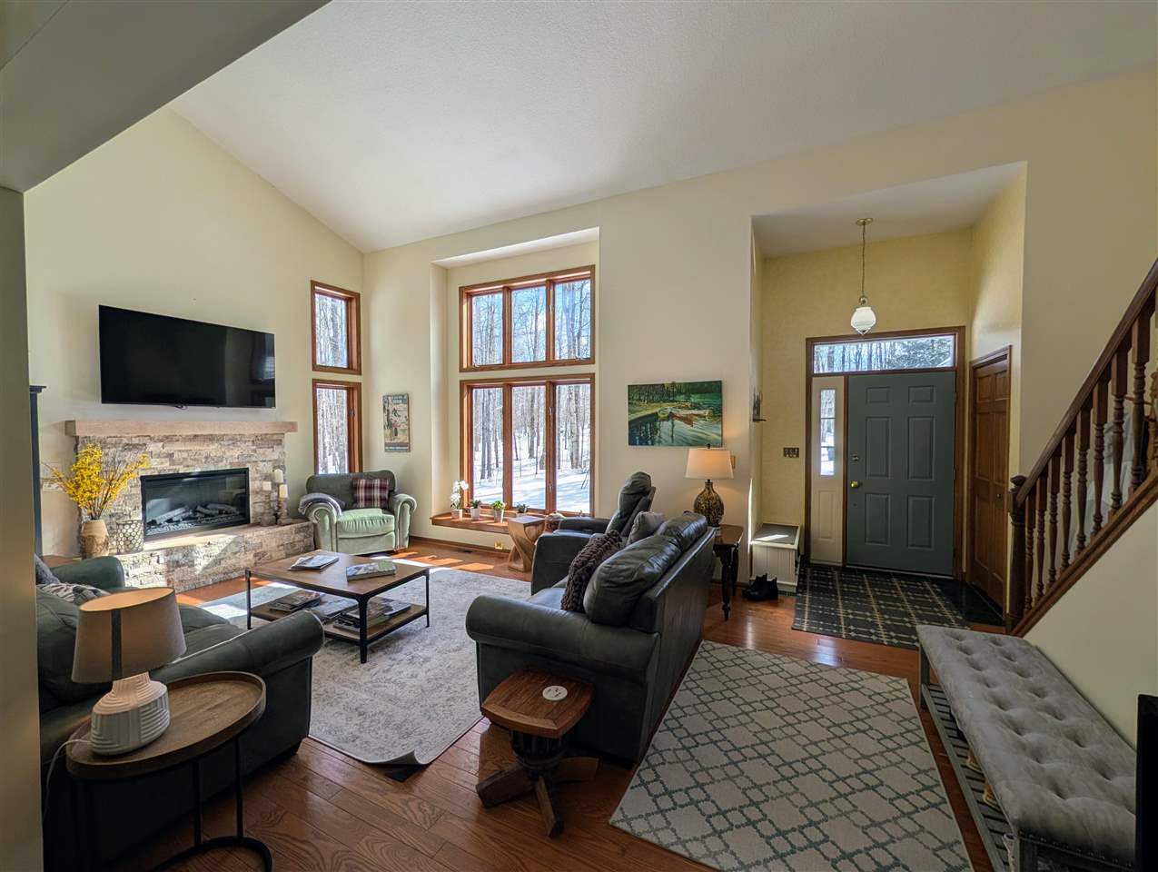 6019 Forest Ridge Lane