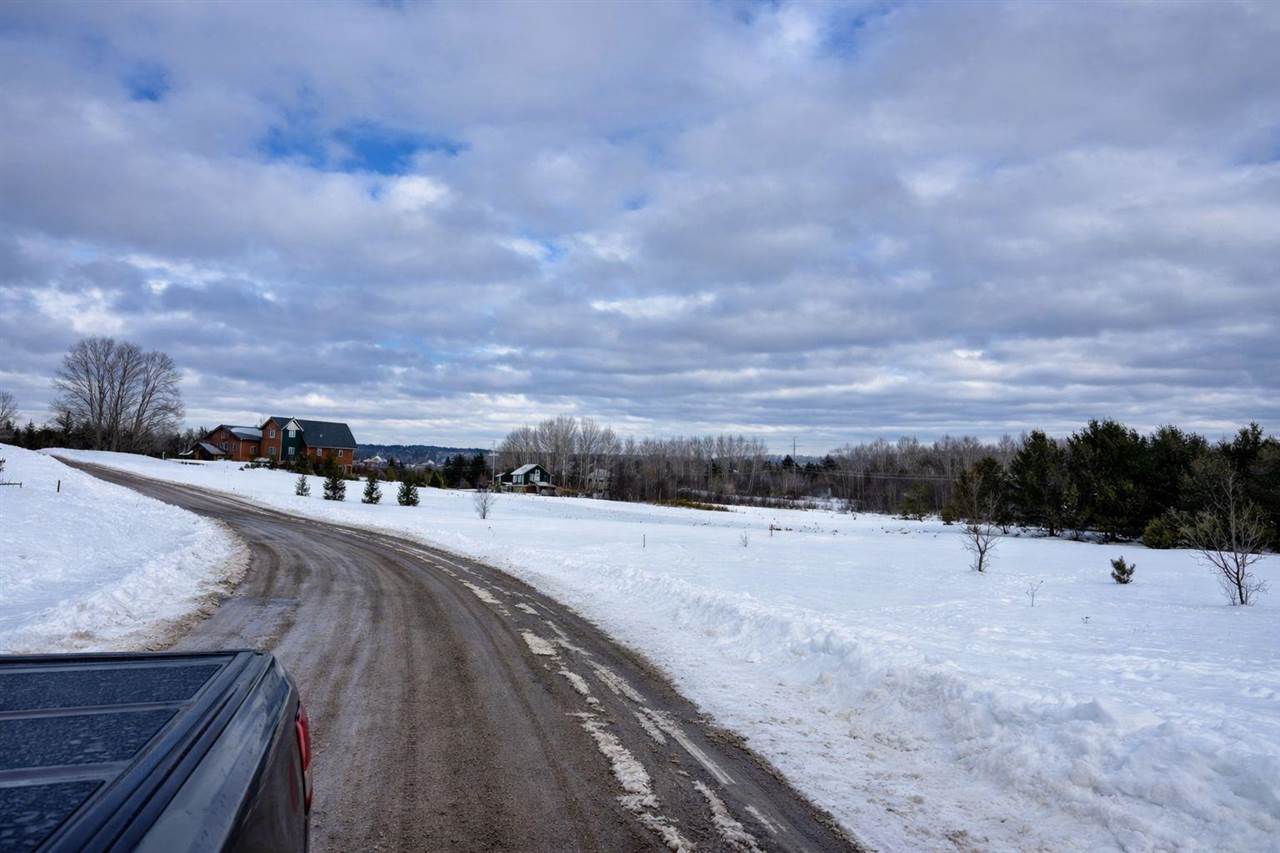 VL E Bettman Trail Unit: Lot 14