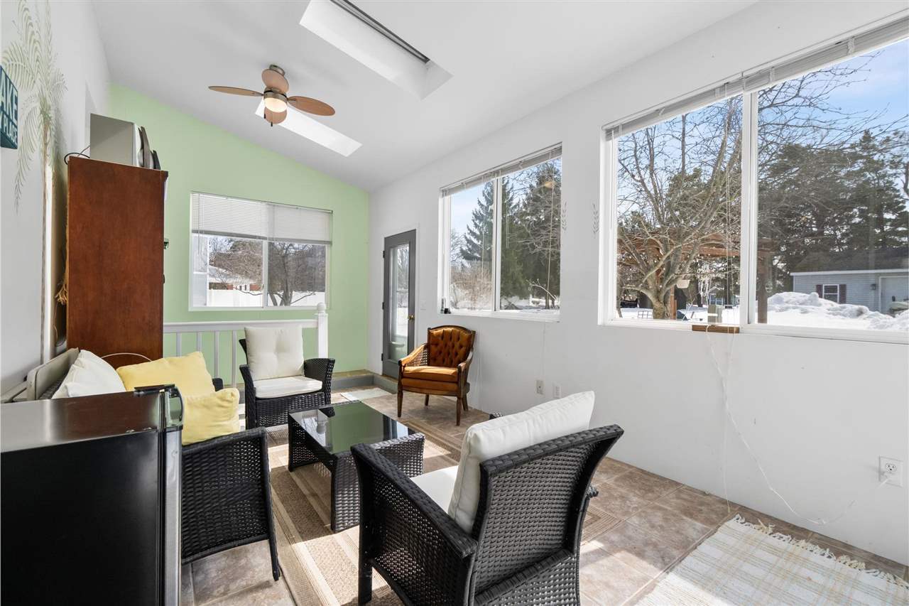 206 W Carpenter Street