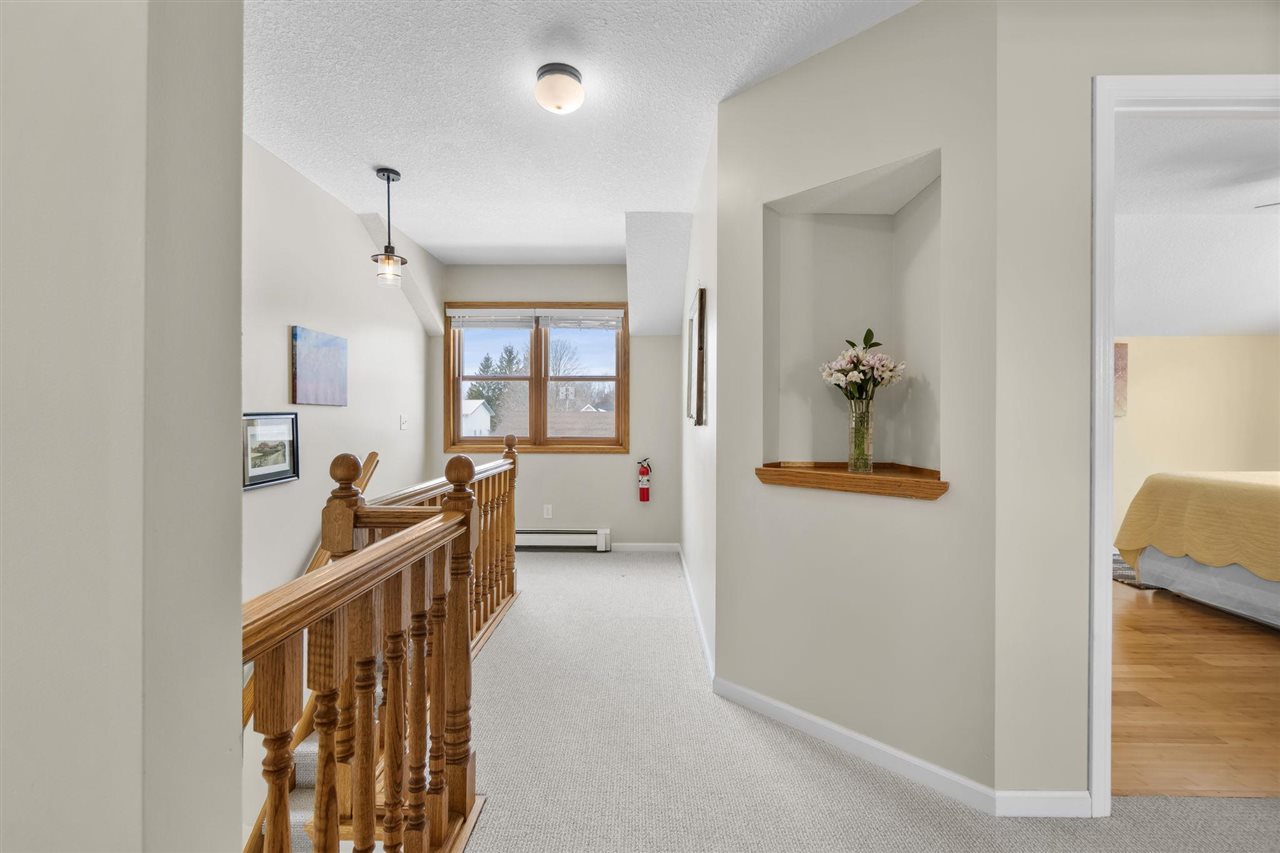 206 W Carpenter Street