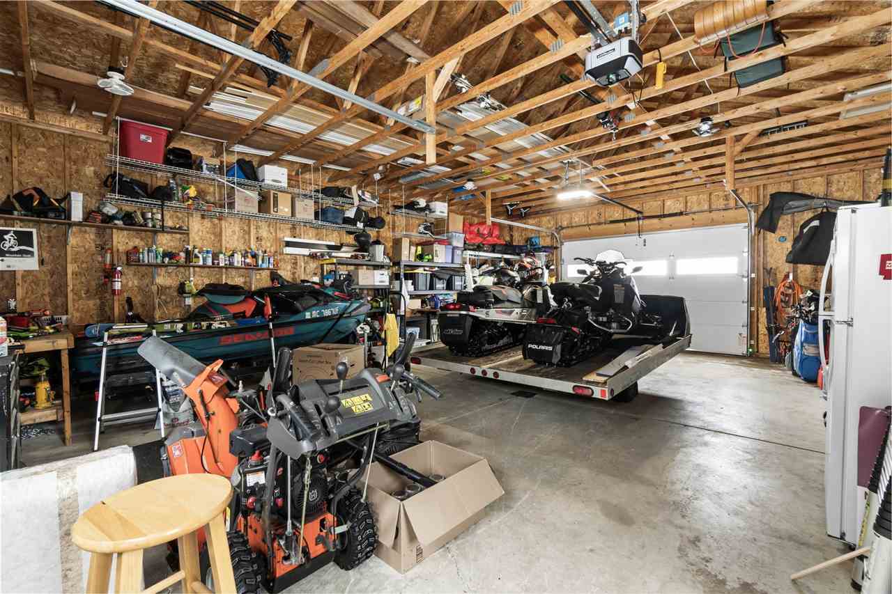 4136 Lakeshore Road