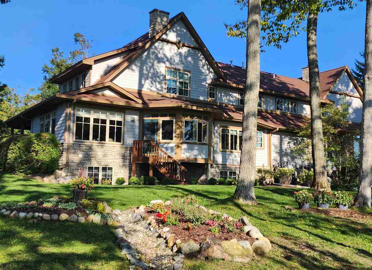 731 Greenway Drive