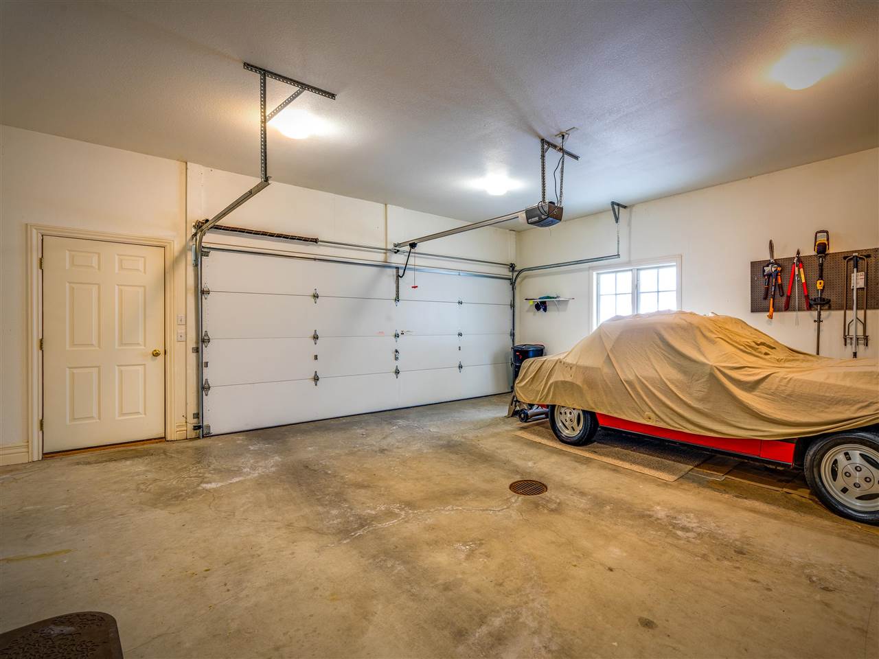 731 Greenway Drive