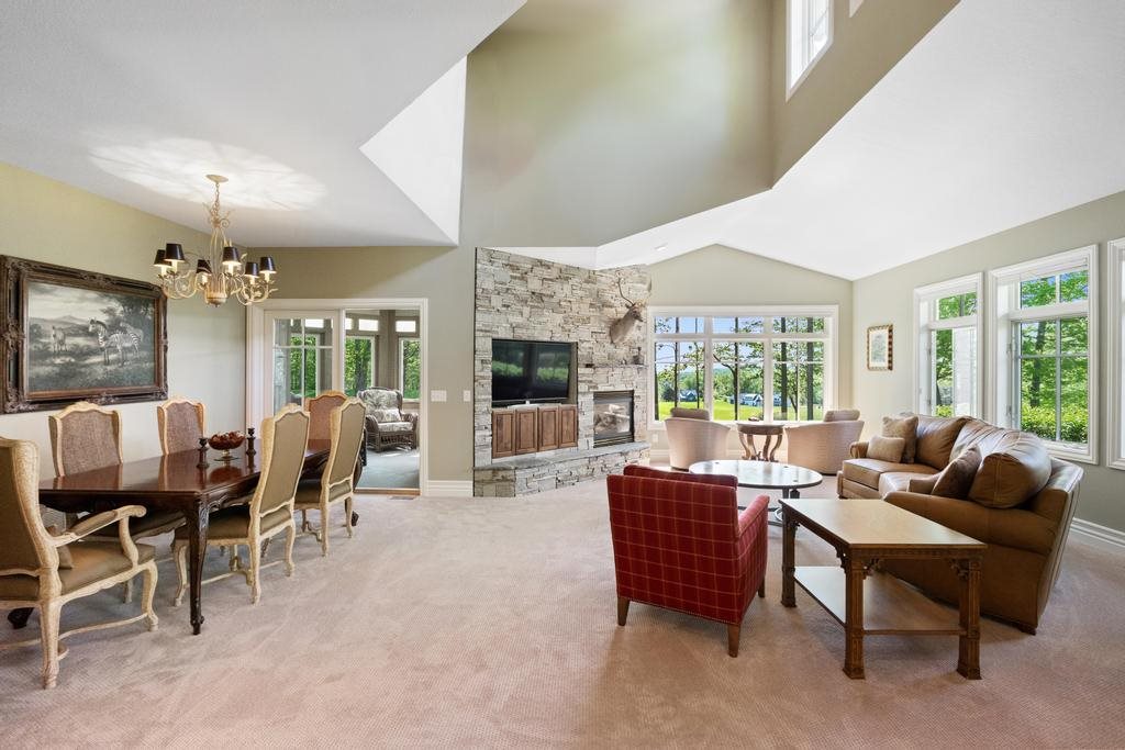 731 Greenway Drive