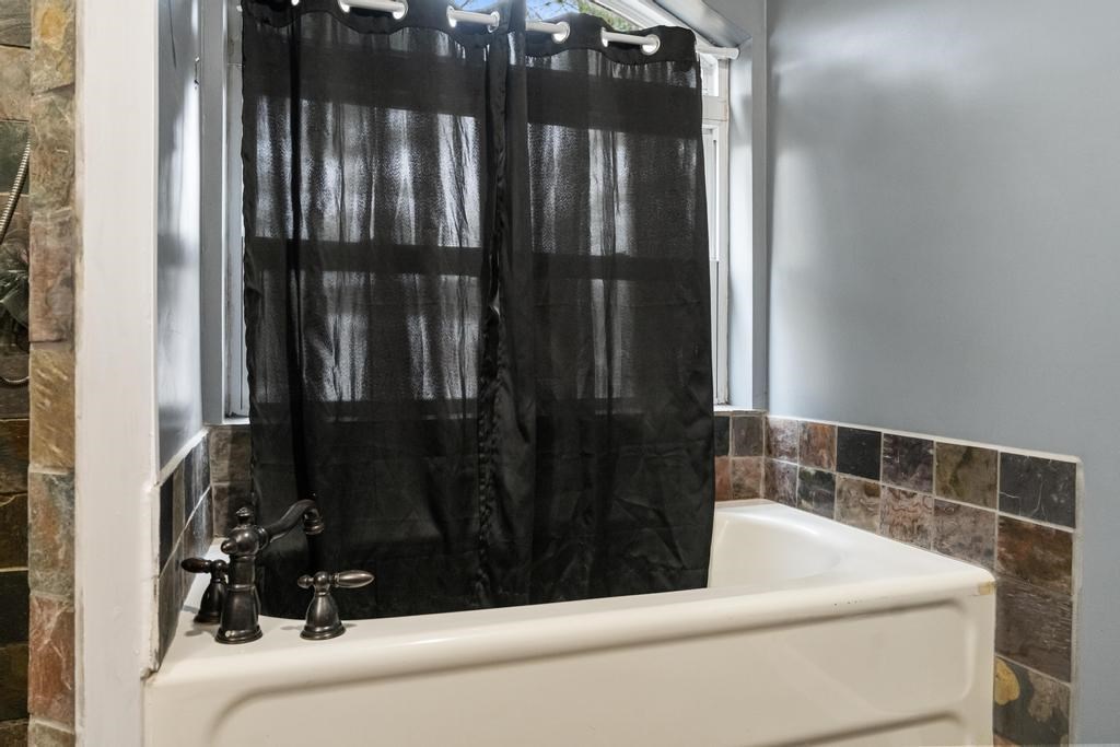 6809 Tremble Trail