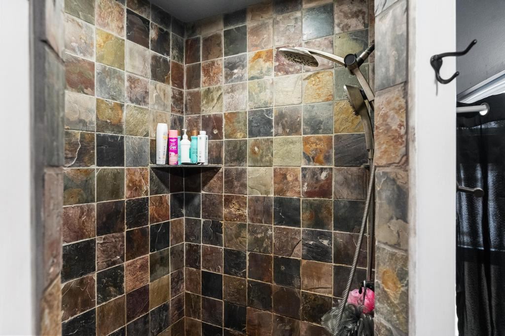 6809 Tremble Trail