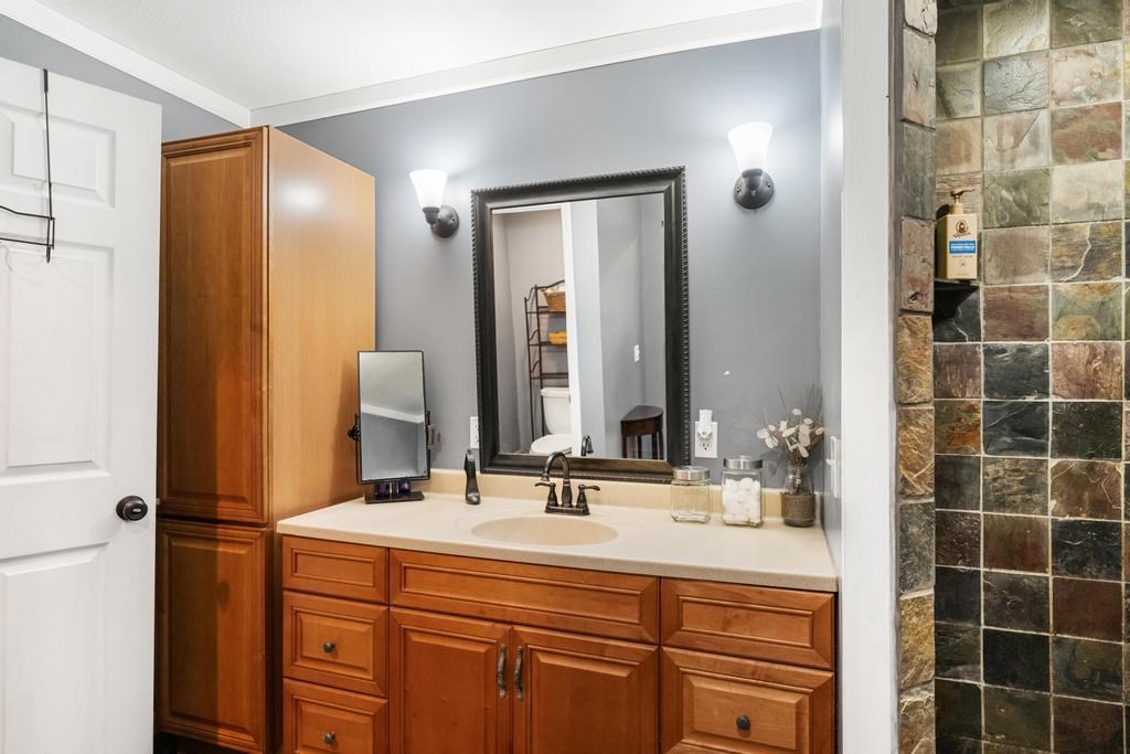 6809 Tremble Trail