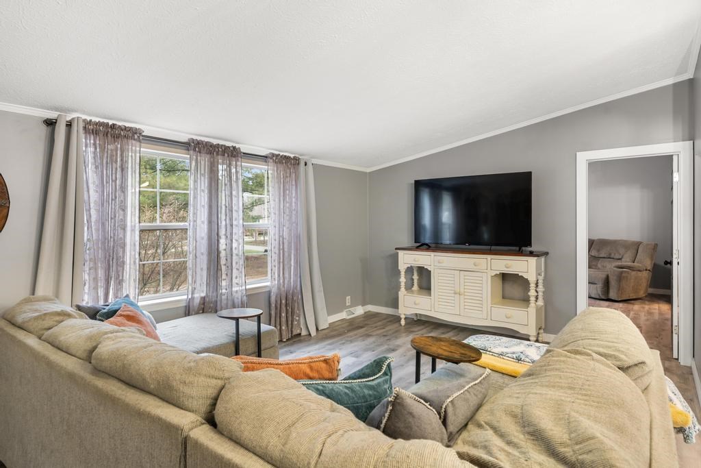 6809 Tremble Trail