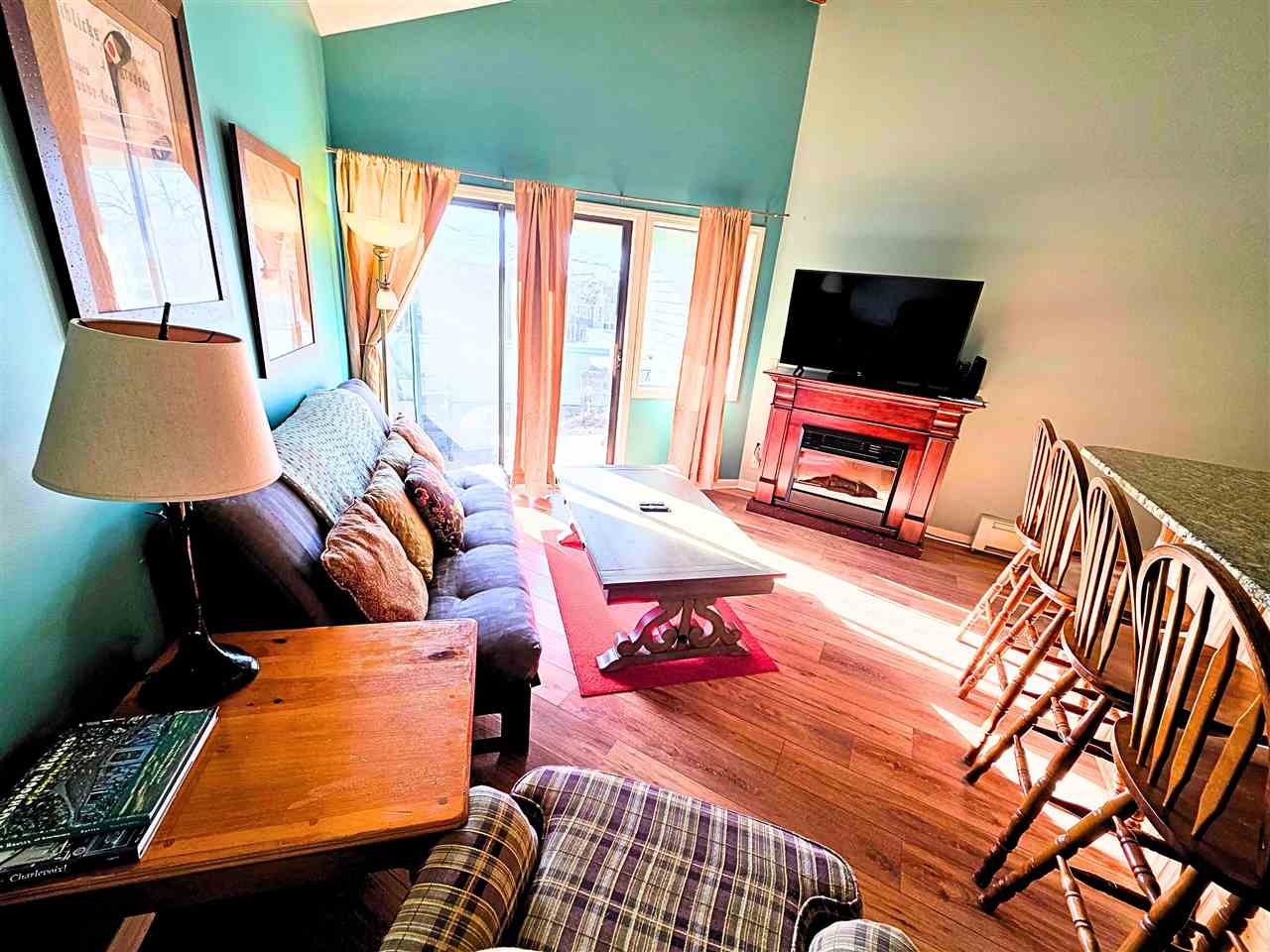101 Michigan Avenue Unit: 210
