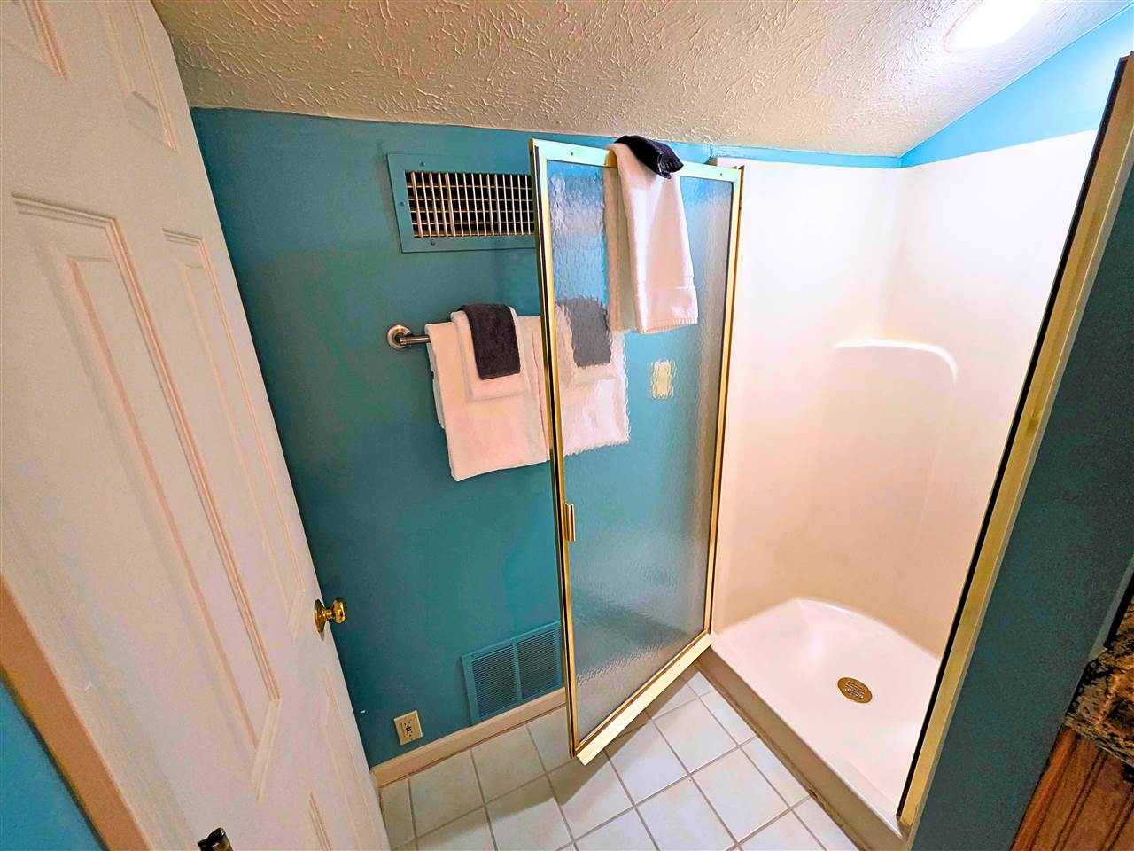 101 Michigan Avenue Unit: 210