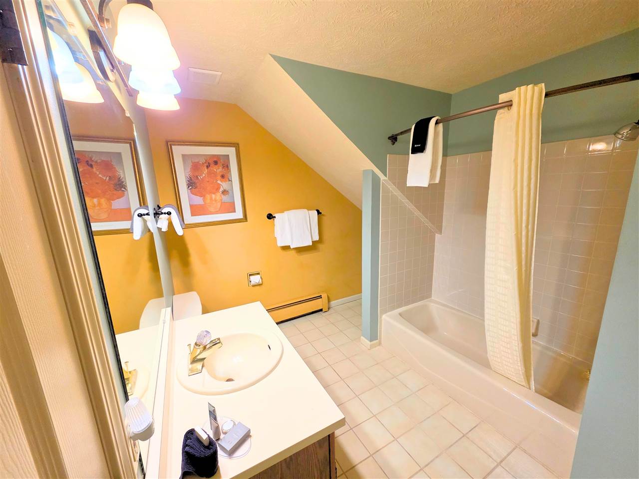 101 Michigan Avenue Unit: 210