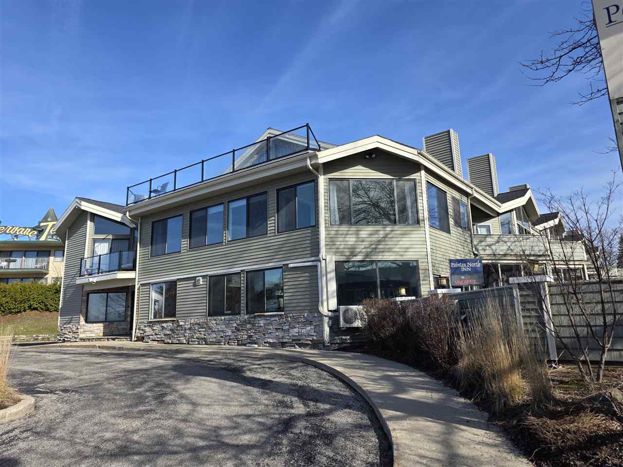 101 Michigan Avenue Unit: 210